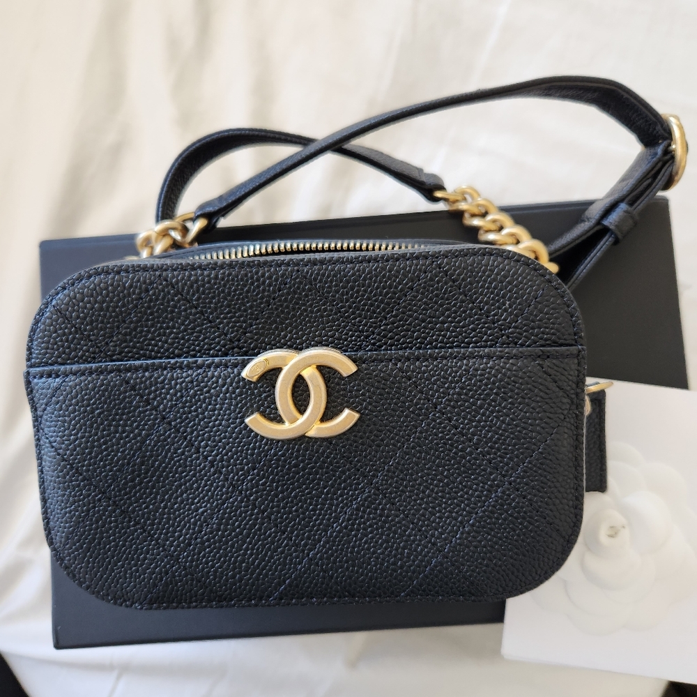 CHANEL Waistbag
